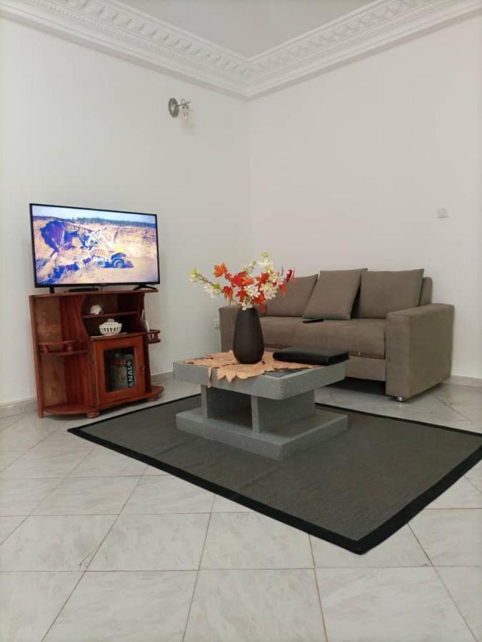 Residence Sh Yaoundé Eksteriør billede